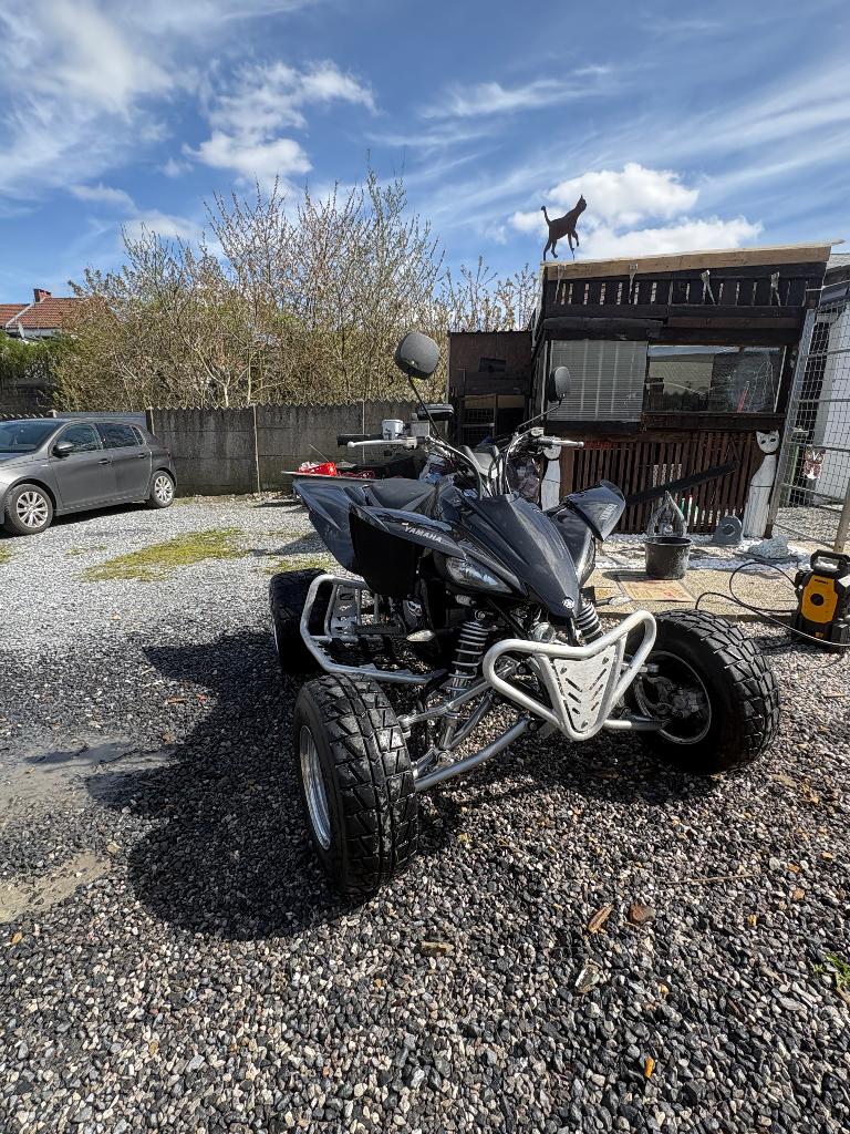 Quad yfz 450, Motoren, 450 cc, 11 kW of minder, 1 cilinder