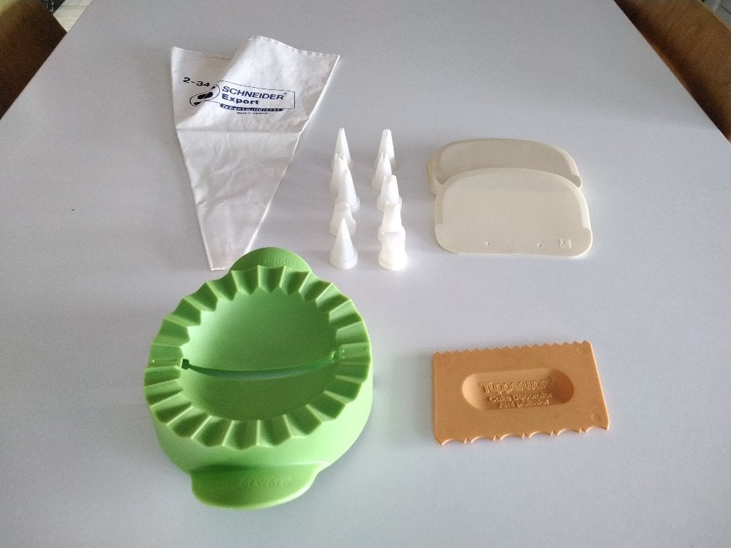 Poche à douilles /cornes pâtisserie /moule Tupperware/.., Enlèvement ou Envoi, Comme neuf, Plastique, Orange