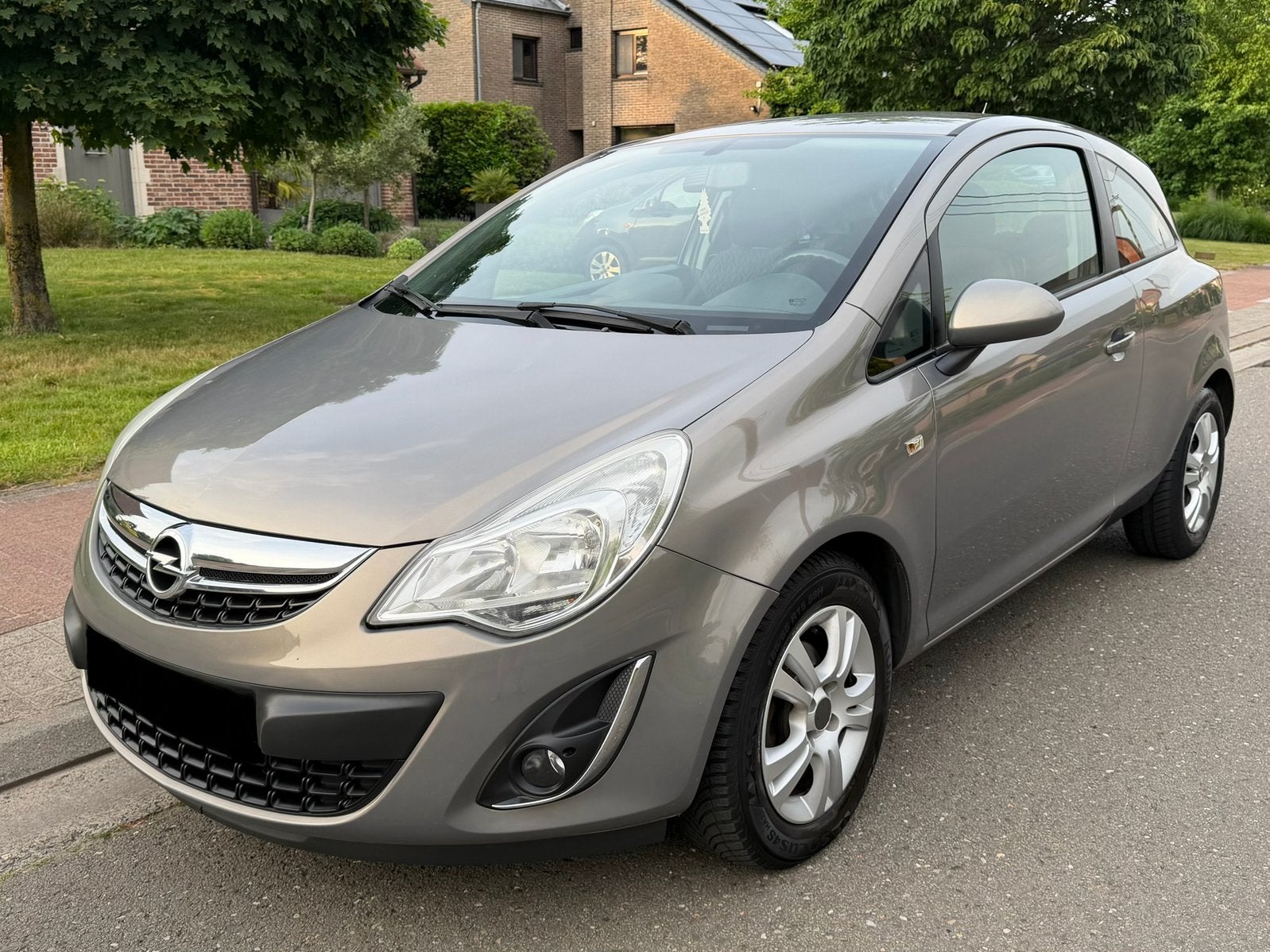Opel Corsa 1.2 Benzine In zeer Goede Staat 120.000 Km Airco, Auto's, Handgeschakeld, Particulier, Isofix, Corsa