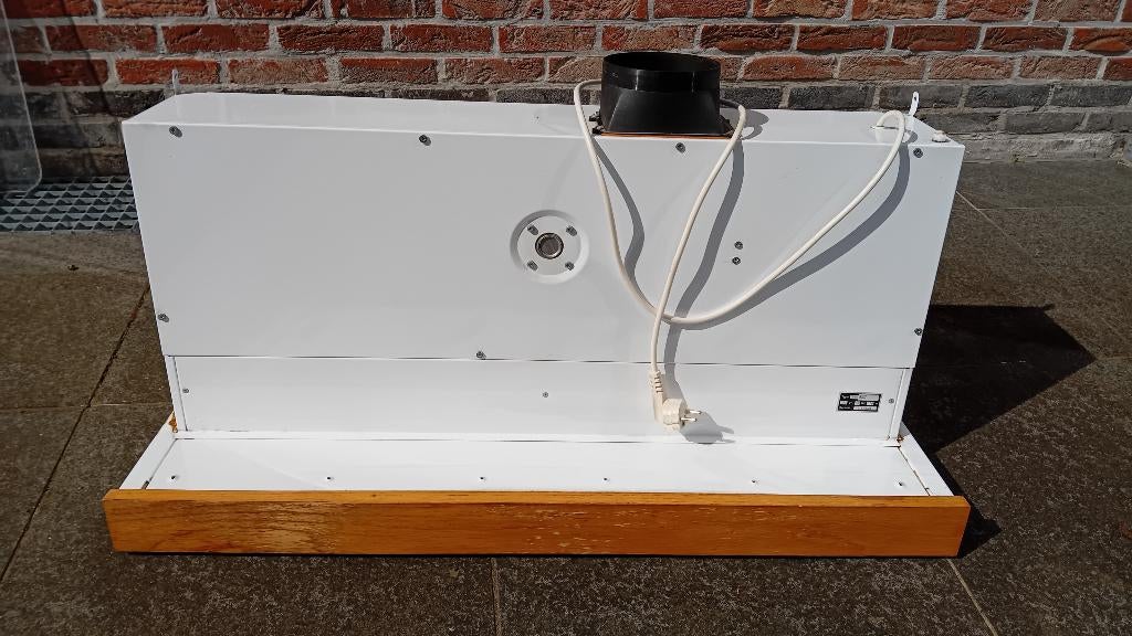 Dampkap Novy, Elektronische apparatuur, Ophalen