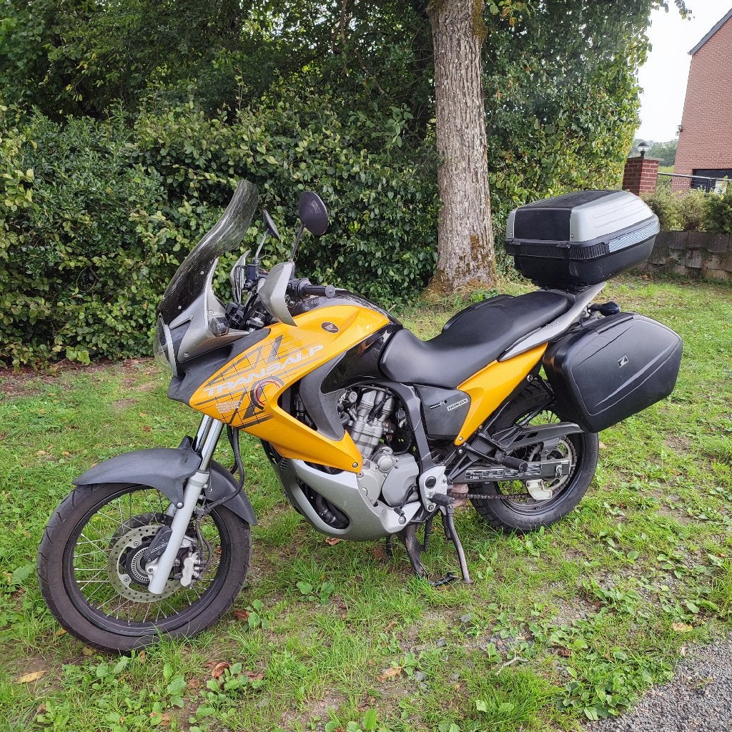 Honda Transalp 700 xlv, Motoren, 700 cc, 2 cilinders, Occasion, Particulier