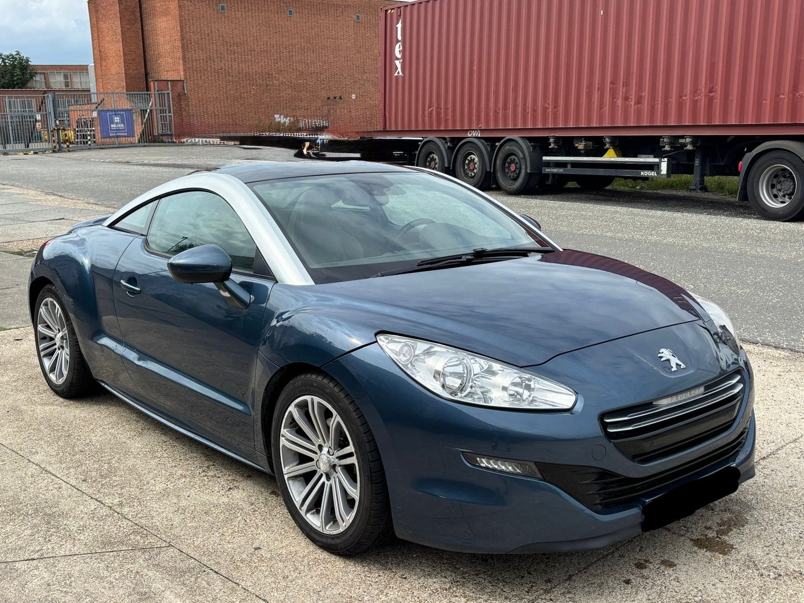Peugeot RCZ 1.6i 2013 140.000km, 4 cilinders, Blauw, Leder, Handgeschakeld
