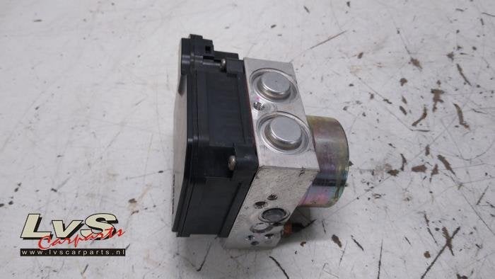 Pompe ABS d'un Fiat Fullback, -, 3 mois de garantie, Utilisé, Fiat