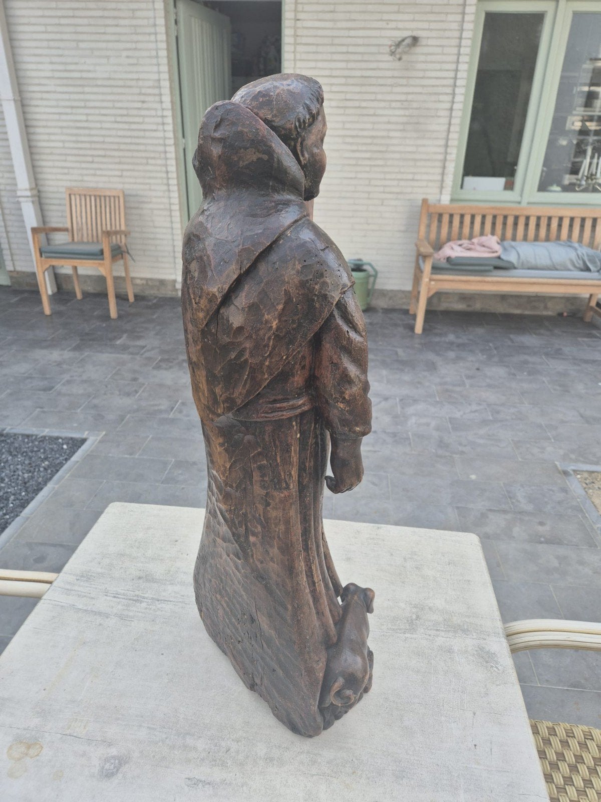 houten beeld, Ophalen