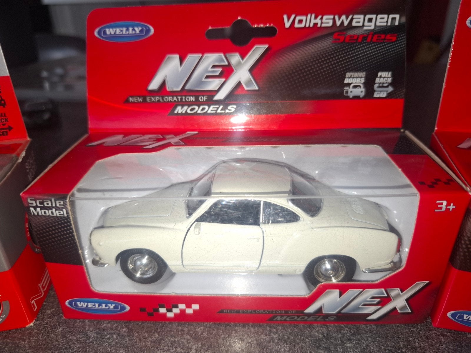 NEX Welly 4 modellen, Hobby en Vrije tijd, Modelauto's | 1:24, Ophalen, Welly