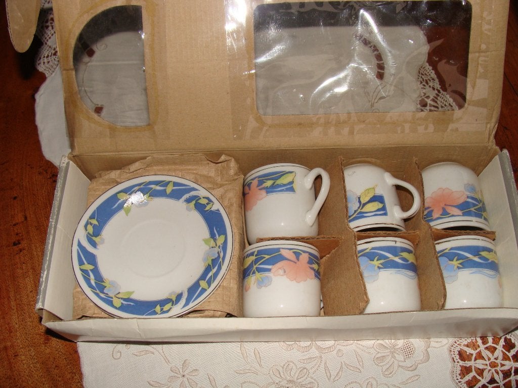 ancien service cappuccino, moka en porcelaine , neuf, Enlèvement