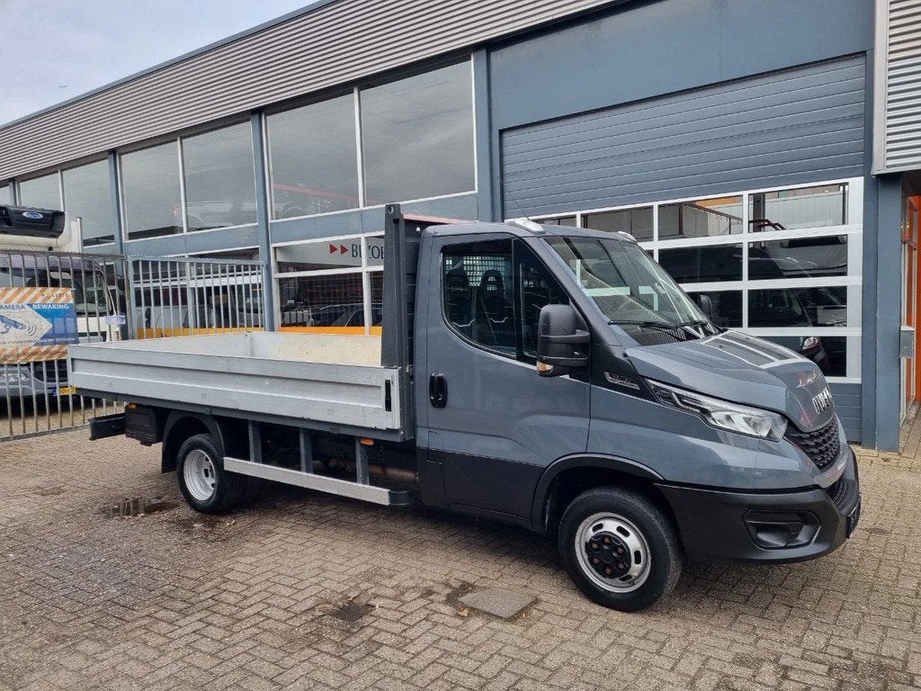 Iveco Daily 35C18 3.0D Open Laadbak 4.12 m Euro 6 (bj 2020), Auto's, Bestelwagens en Lichte vracht, Automaat, Achterwielaandrijving