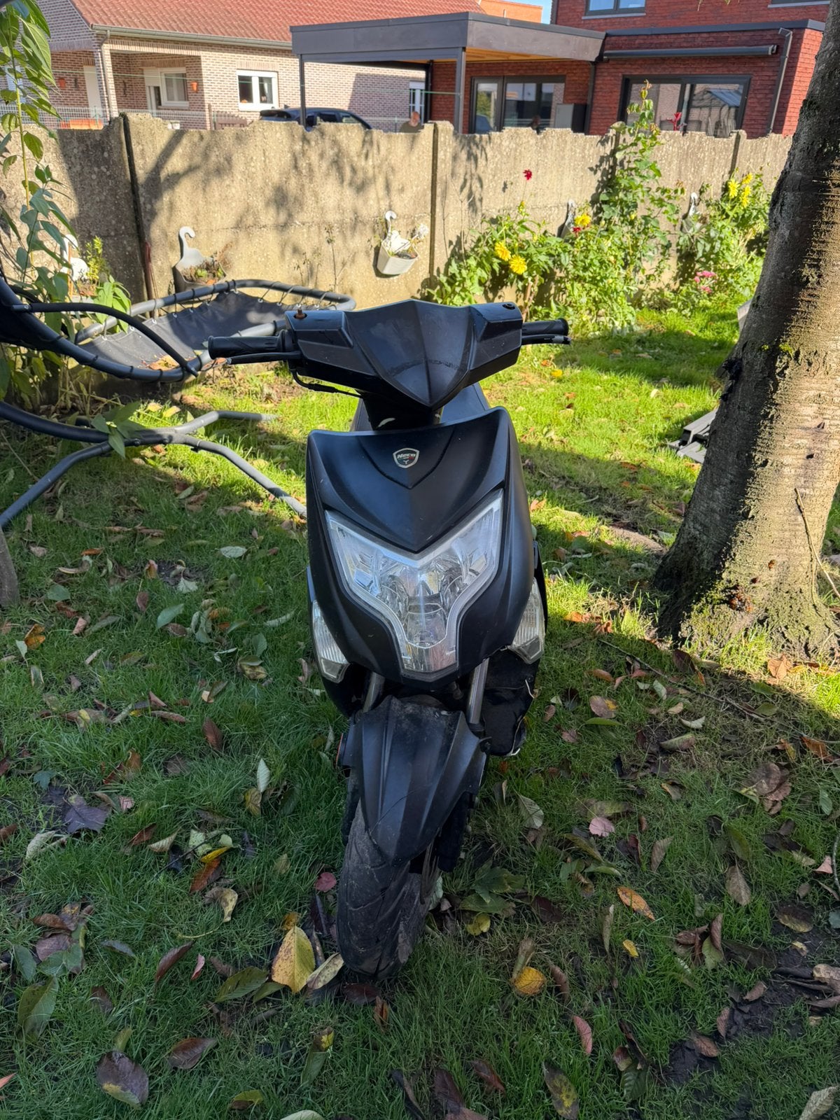 Scooter voor onderdelen, Enlèvement, Utilisé