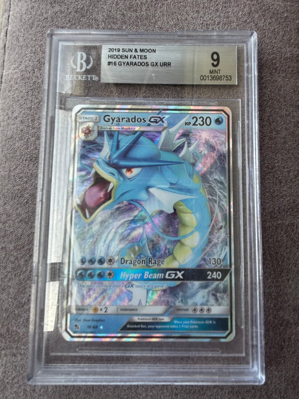 Pokémon Gyarados GX 16/68 Grade 9, Enlèvement ou Envoi, Comme neuf, Cartes en vrac