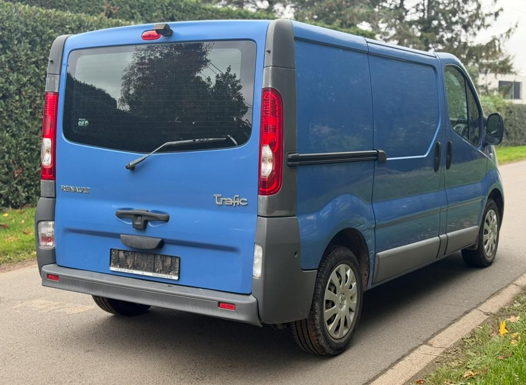 Ik koop alle Opel Vivaro en Renault Trafic modellen, Auto's, Particulier, Te koop, Vivaro