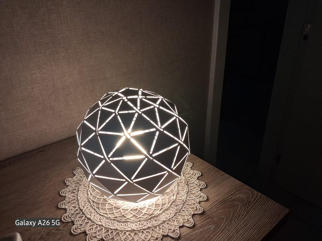 Nachtlamp met licht, Ophalen, Zo goed als nieuw