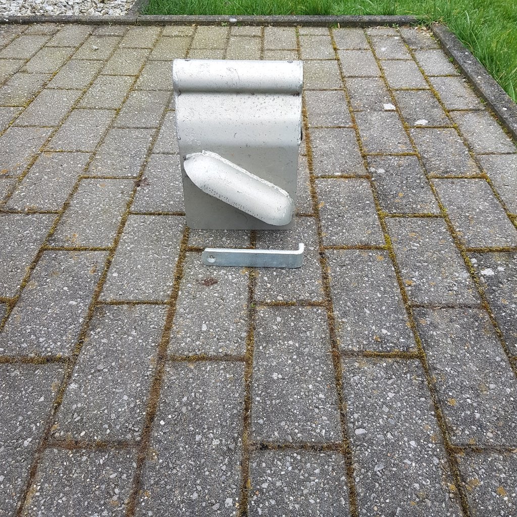 Neusslot, Enlèvement