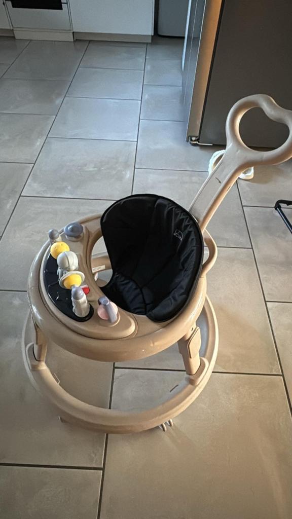 Speelstiel NIEUW., Kinderen en Baby's, Wipstoeltjes, Ophalen, Zo goed als nieuw