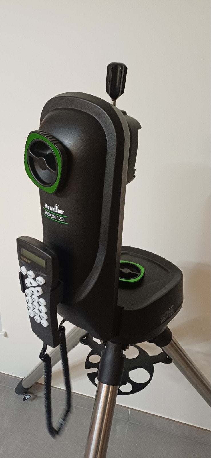Koopje: Skywatcher Fusion 120i Synscan Goto, TV, Hi-fi & Vidéo, Enlèvement, Comme neuf, Pièces ou Accessoires, Avec trépied