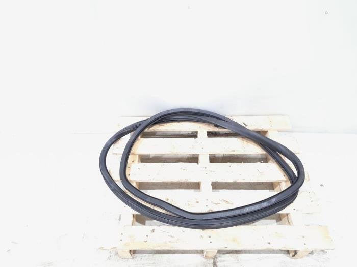 Joint caoutchouc portière 2portes gauche d'un Seat Ibiza, Autos : Pièces & Accessoires, -, 3 mois de garantie, Utilisé, -