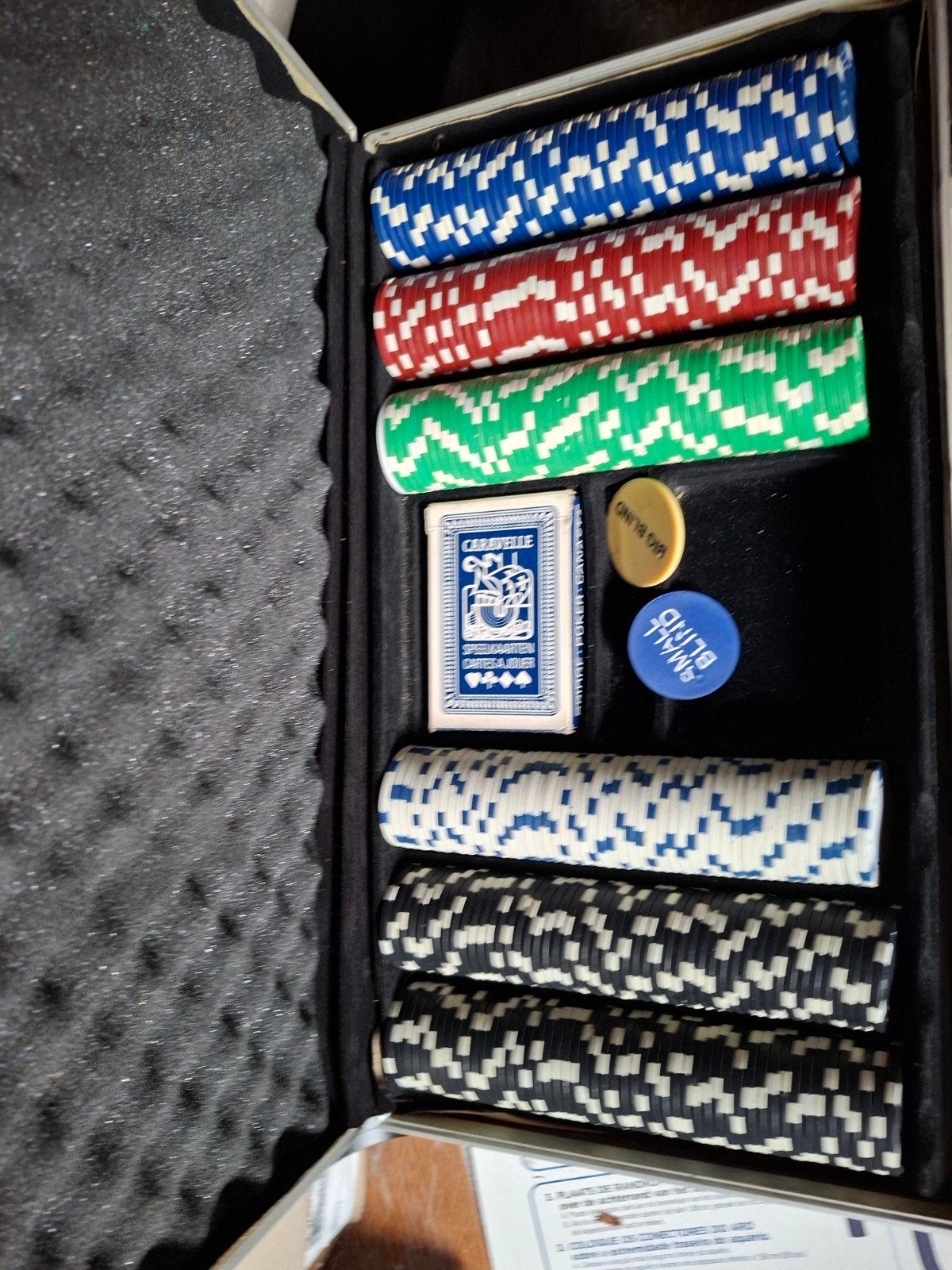 Table de poker pliable et jetons, Enlèvement, Utilisé