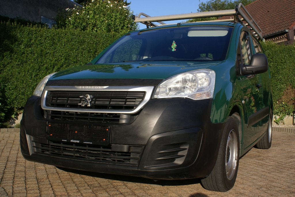 Peugeot partner GEKEURD met AIRCO TREKHAAK CRUISE C DAKRAILS, Auto's, Voorwielaandrijving, Stof, 140 g/km, Zwart