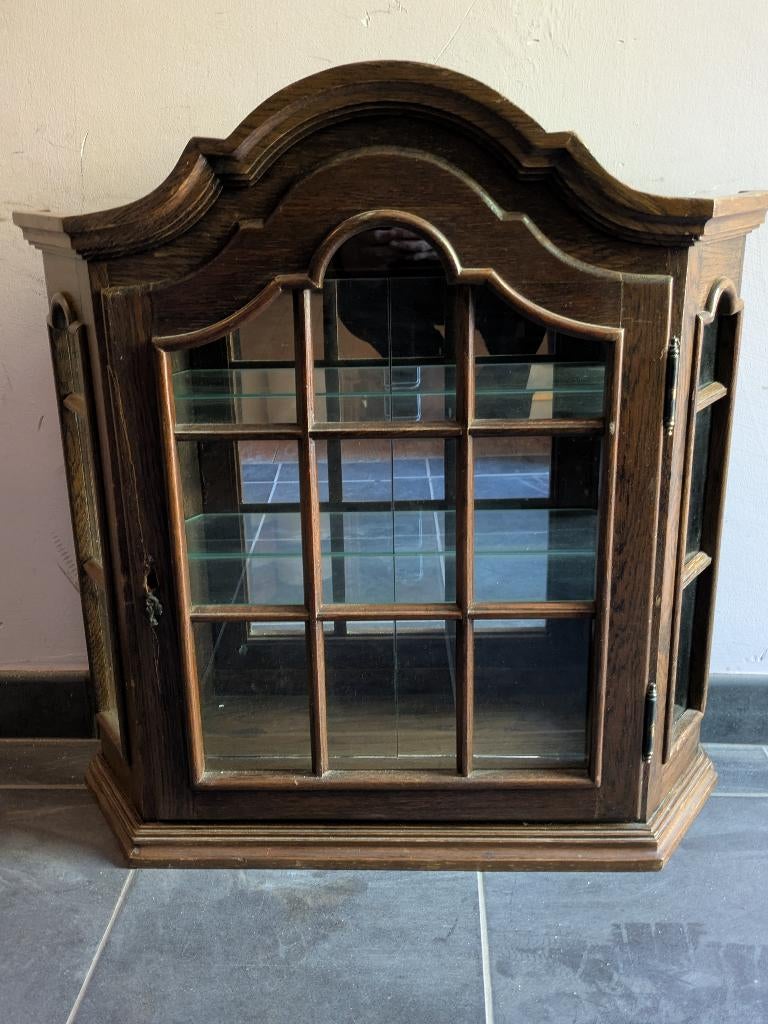 Vitrine, Enlèvement, Utilisé