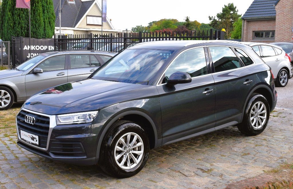 Audi Q5 2.0TDi Quattro/S Tronic/1st Owner/HISTORY, Autos, Audi, Cuir, Argent ou Gris, Q5, Carnet d'entretien