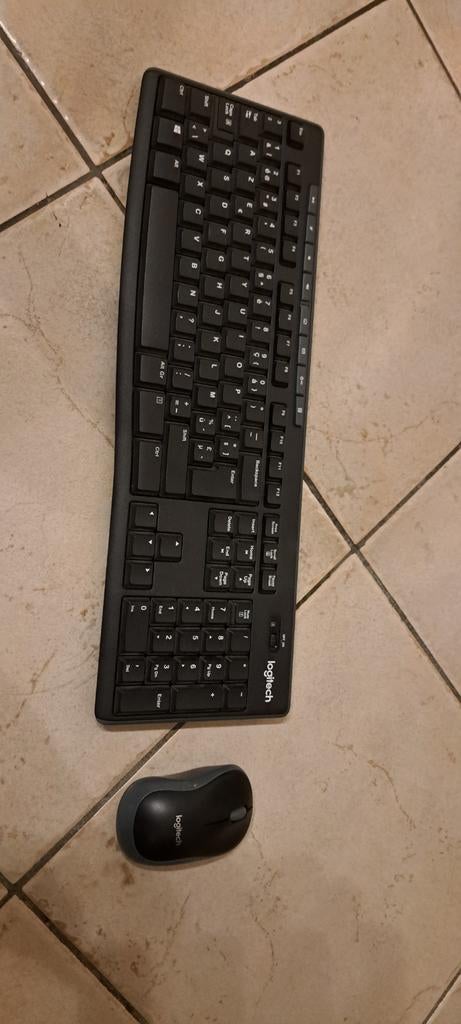 Clavier souris Logitech, Enlèvement ou Envoi, Logitech, Azerty, Comme neuf