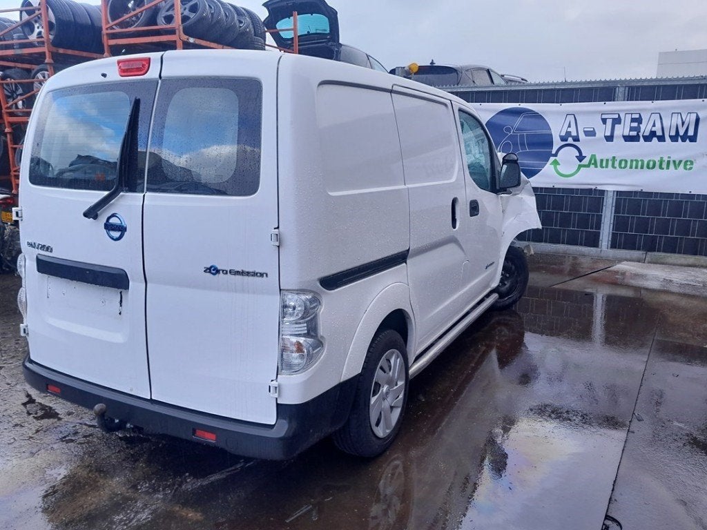 BOITE DE VITESSES AUTOMATIQUE NV 200 (M20M) (|320104FA0B|), Utilisé, Nissan