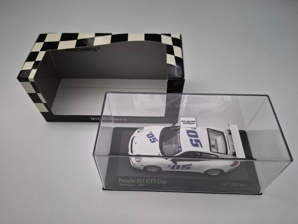 Minichamps Porsche 911 GT3 Coupe 400 056400 1/43, Enlèvement ou Envoi, Comme neuf, Voiture, MiniChamps
