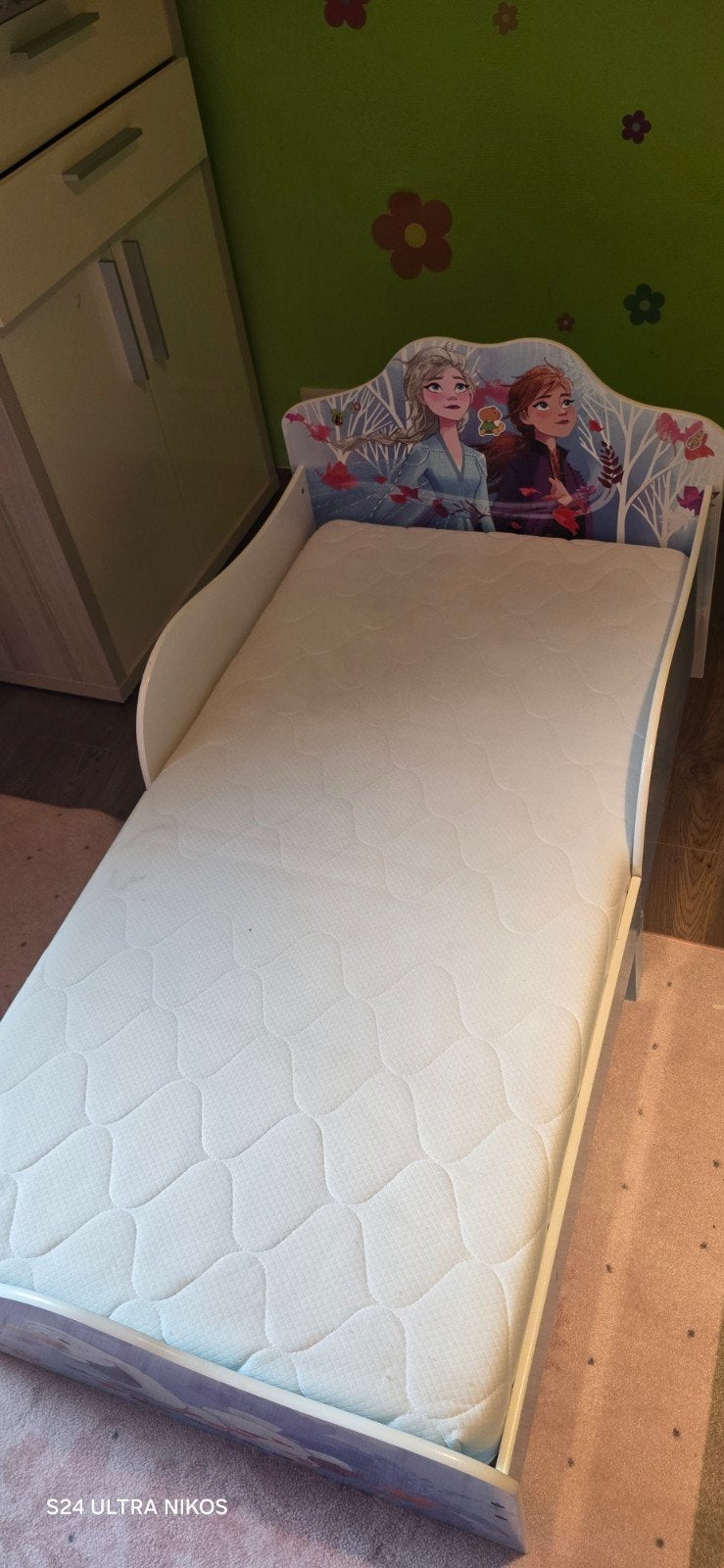 meisjes bed, Ophalen