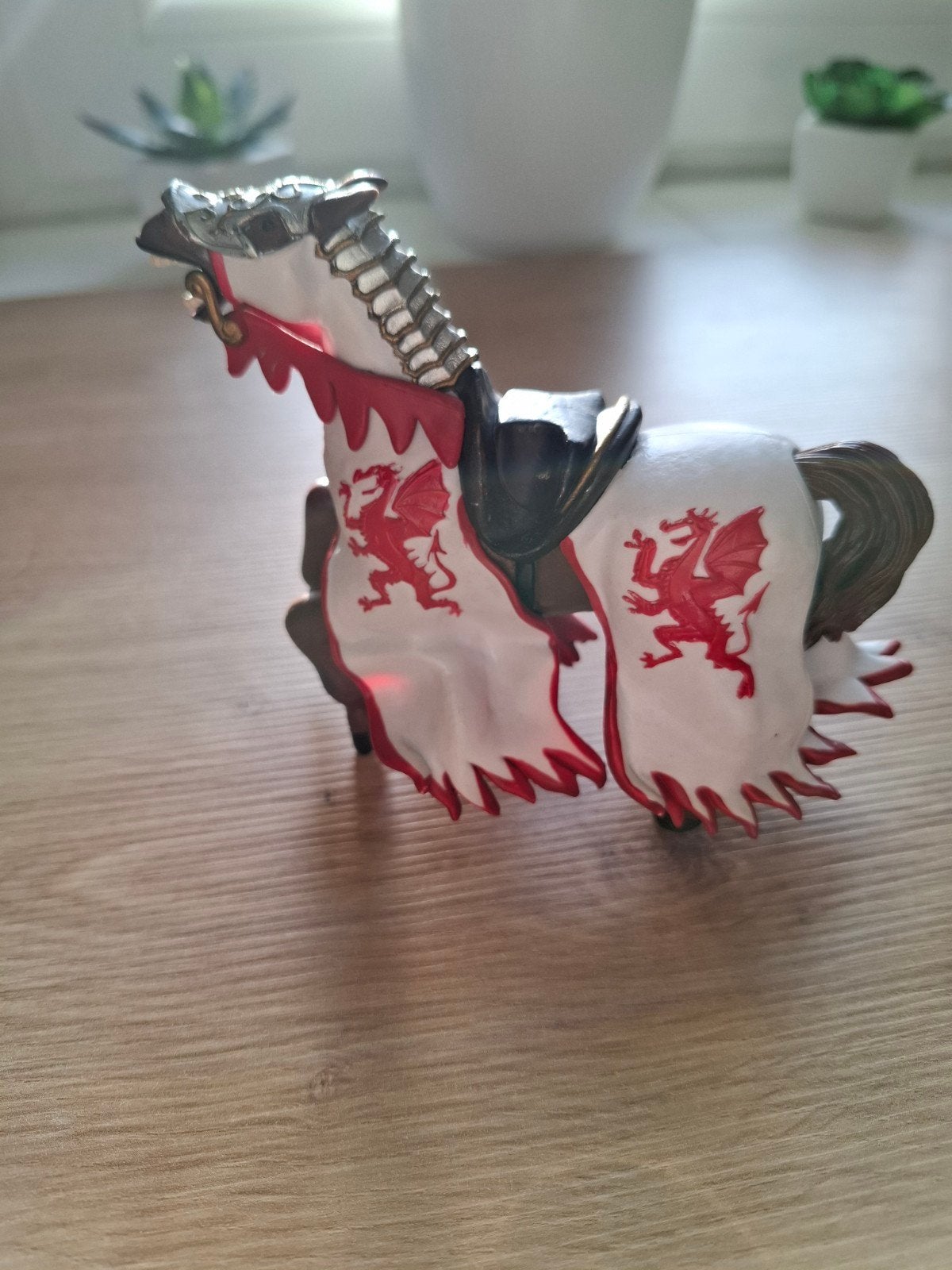 cheval du Roi au dragon rouge Papo 2005, Ophalen, Zo goed als nieuw