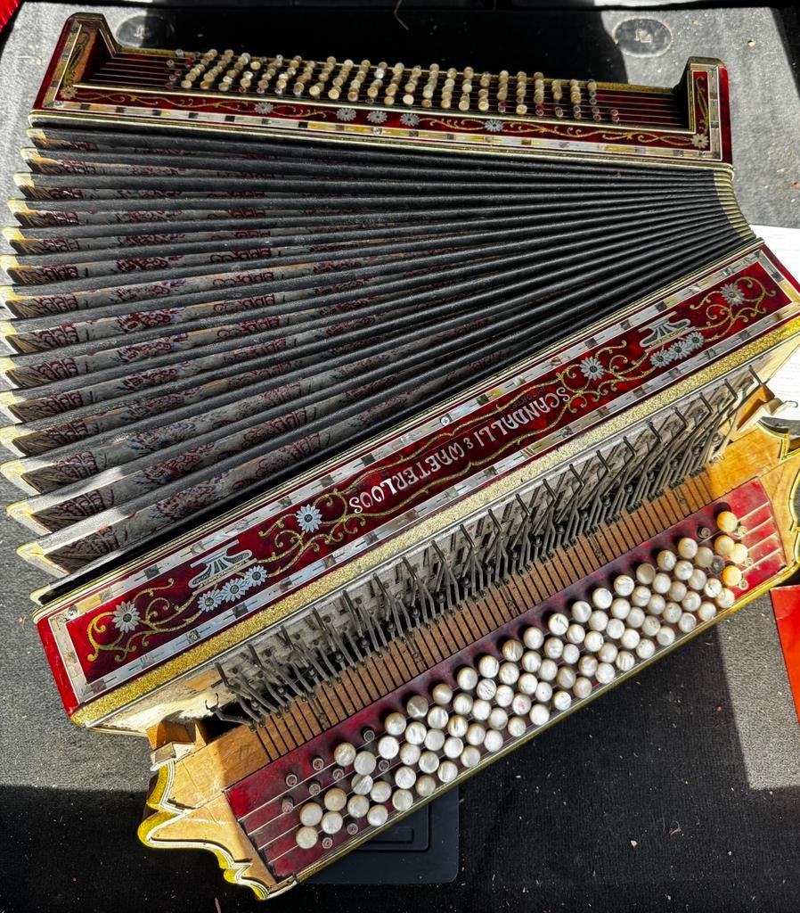 Accordeon – Scandalli & Waeterloos, Muziek en Instrumenten, Accordeons, Zo goed als nieuw, Knopaccordeon, Scandalli, Met riemen