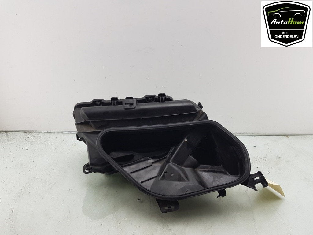 CONDUIT D'AIR Porsche Taycan (Y1A) (01-2019/12-2023), Utilisé, Porsche
