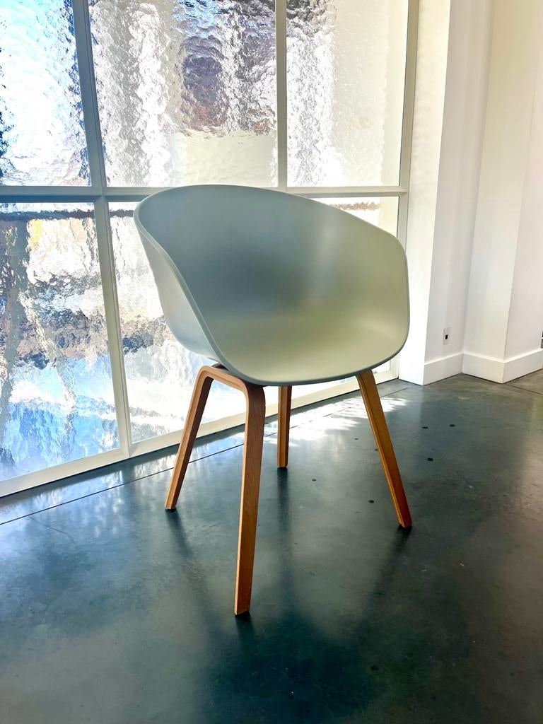 HAY About a Chair AAC22 stoel, Huis en Inrichting, Scandinavisch design, Gebruikt, Overige kleuren, Eén
