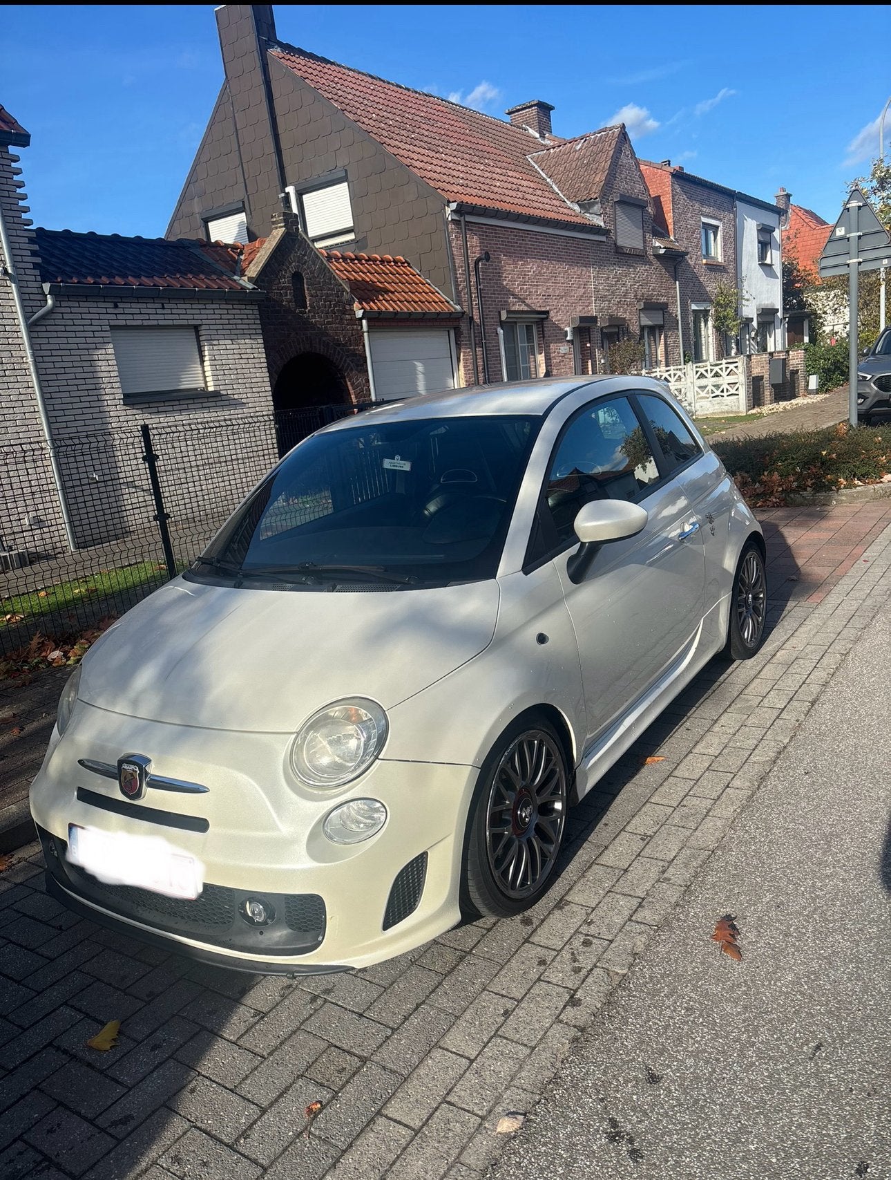 Abarth esseesse, Auto's, Voorwielaandrijving, Zwart, Wit, Leder