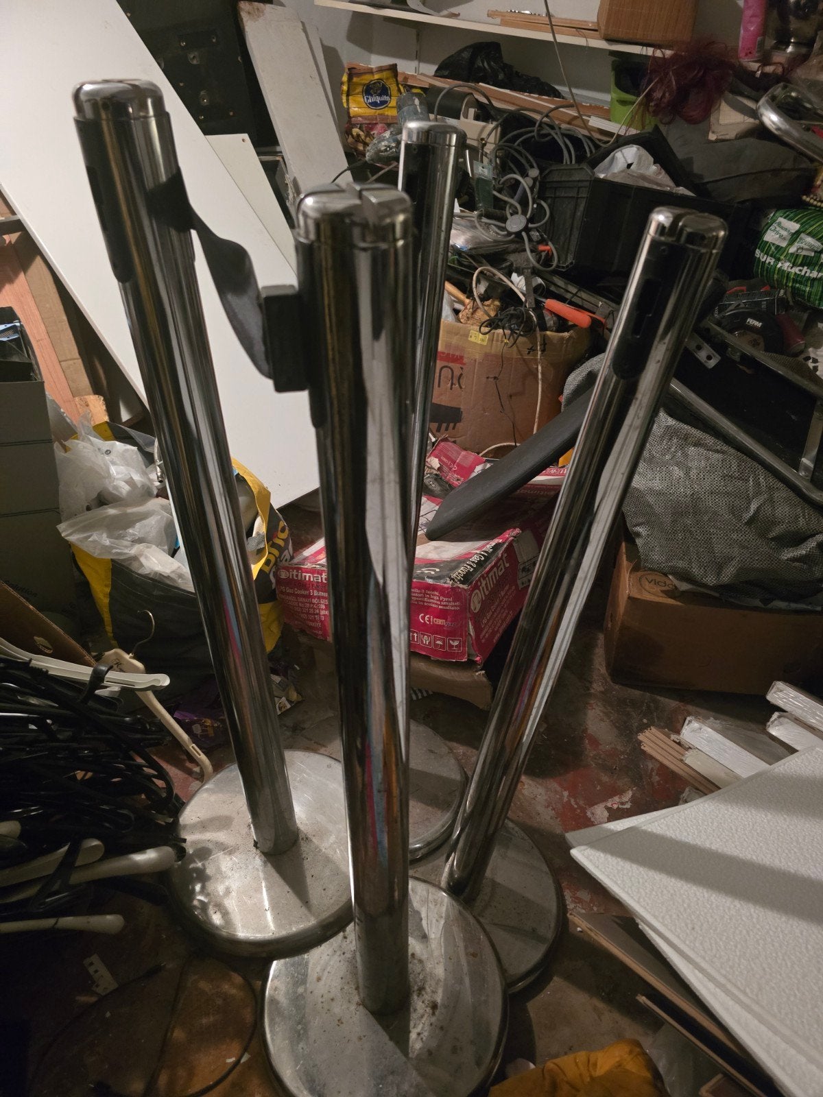 4 afzet paal met uitrekbaar lint, Ophalen