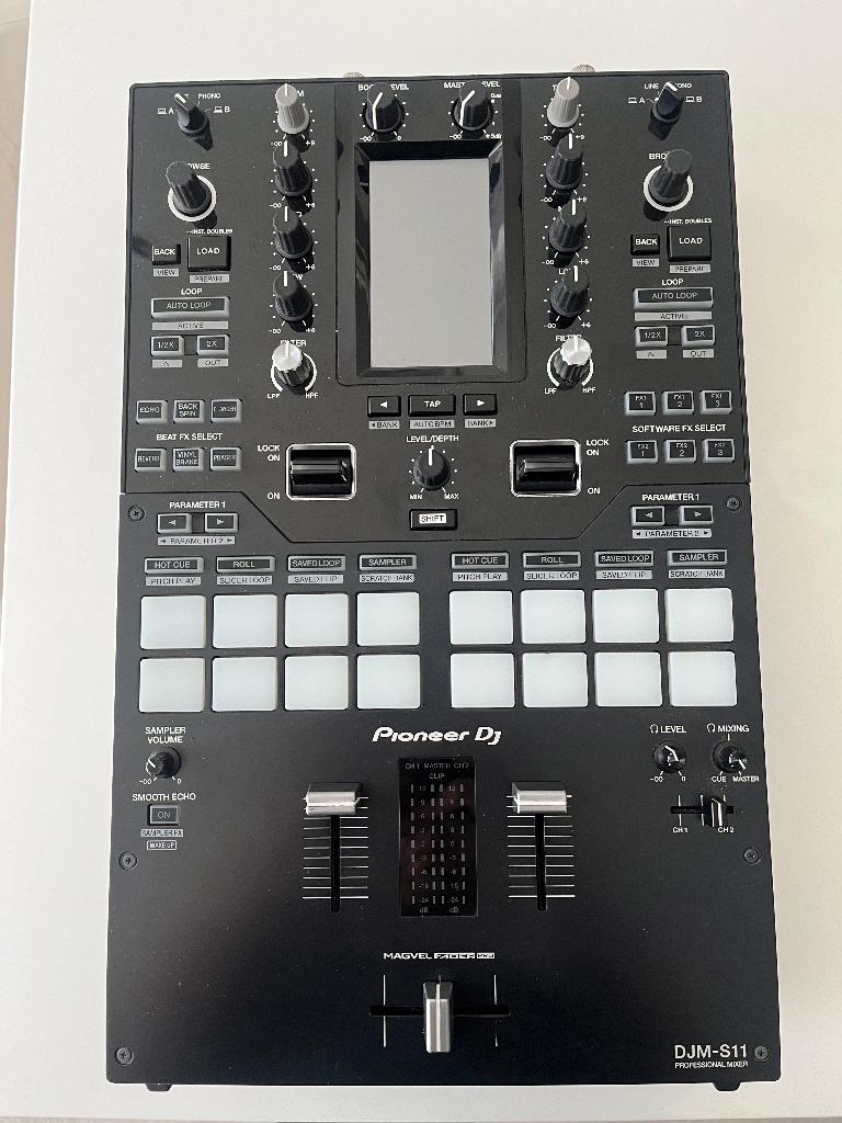 Pioneer DJM-S11 + Sac de transport Pioneer | Très bon état, Diensten en Vakmensen, Muzikanten, Artiesten en Dj's, DJ