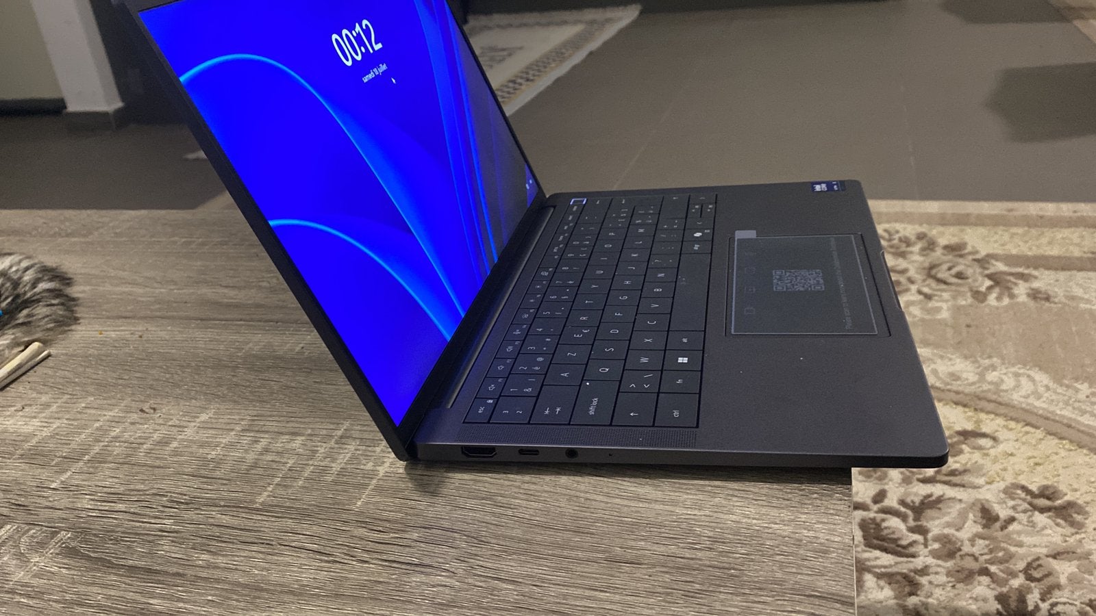 À vendre : Dell Pro 14 Premium PA14250, Informatique & Logiciels, Enlèvement ou Envoi, Comme neuf, SSD