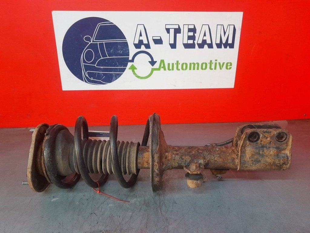 AMORTISSEUR OU ABSORBEUR DE CHOC AVANT DROIT Toyota, Utilisé, Toyota