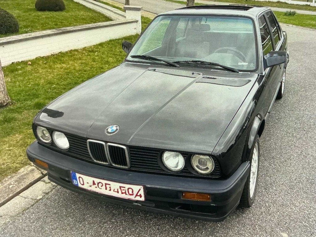 BMW Série 3 E30 318 Voiture Classique, Autos, Achat, Entreprise, Autre carrosserie, Automatique
