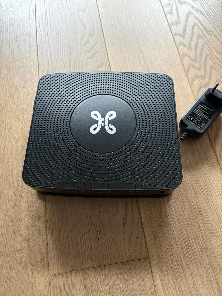 Proximus B-box 3V+ (Sagemcom) – Très bon état, Enlèvement ou Envoi, Utilisé, Routeur, Sagemcom