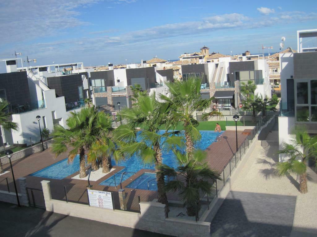 Moderne Woning te huur aan Costa Blanca in Campoamor, Wasmachine, Dorp, 2 slaapkamers, Costa Blanca