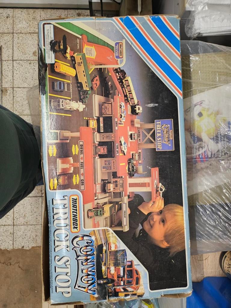 Matchbox truck stop convoy., Enlèvement
