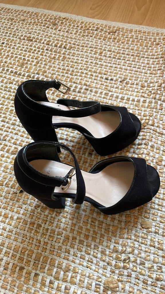 Chaussures à talons hauts, New Look, Enlèvement ou Envoi, Comme neuf, Noir