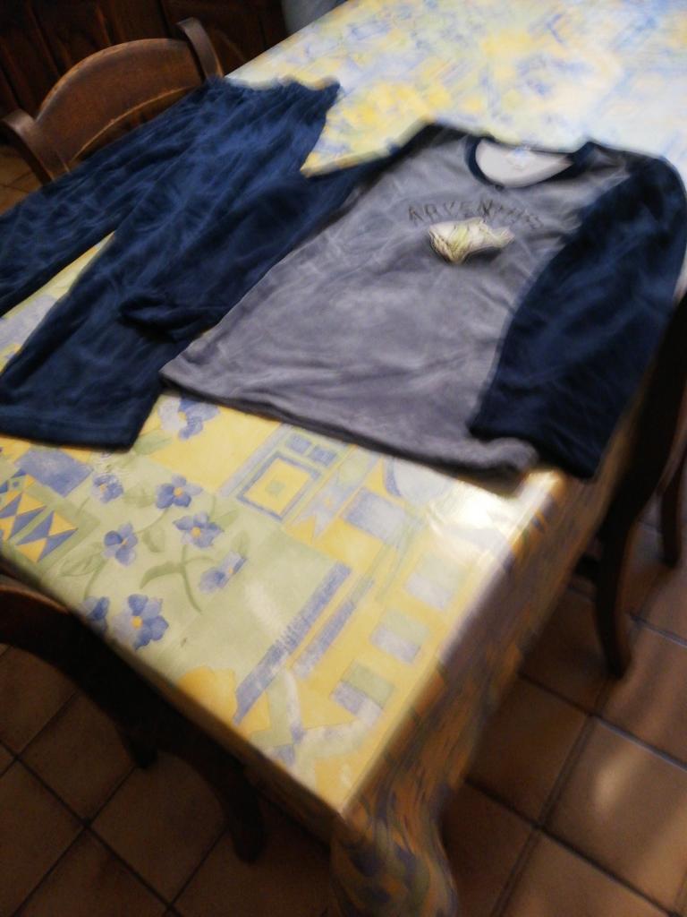 Pyjama garçon. Taille 8 ans. Neuf., Ophalen of Verzenden