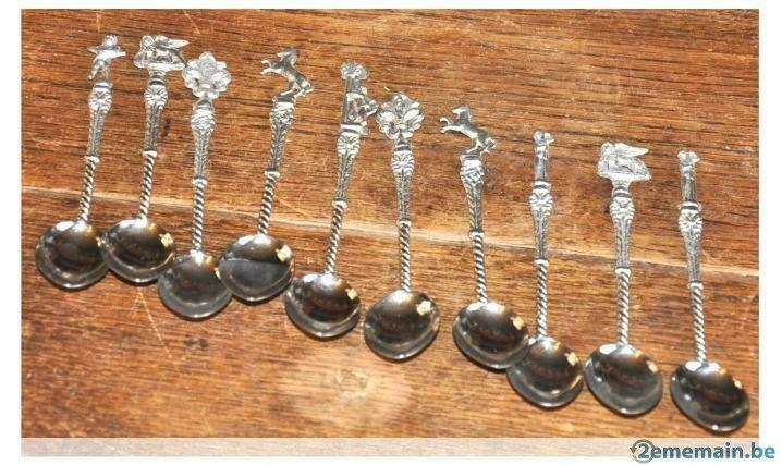 10 cuilléres a café decor différent bout du manche, Ophalen of Verzenden, Gebruikt