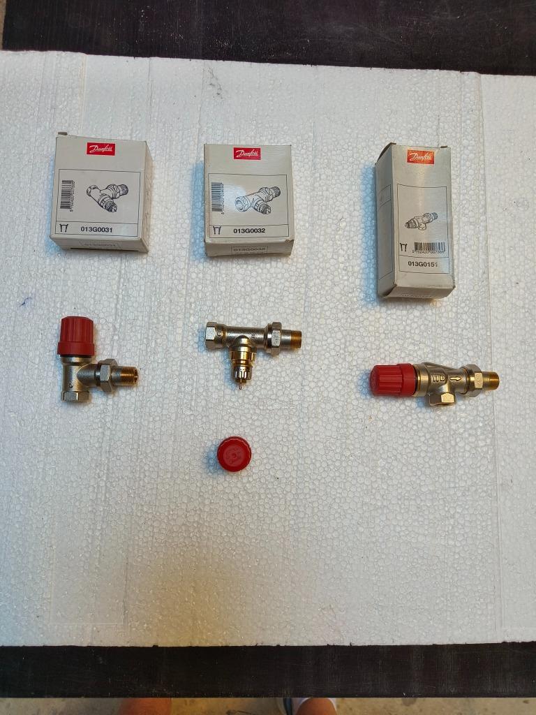 Vannes thermostatiques DANFOSS, Bricolage & Construction, Enlèvement, Neuf, Thermostat