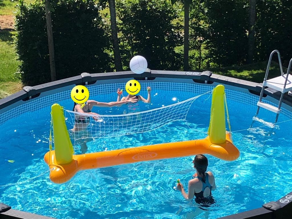 Intex opblaasbaar volley spel voor zwembad, Ophalen, Zo goed als nieuw, Overige typen