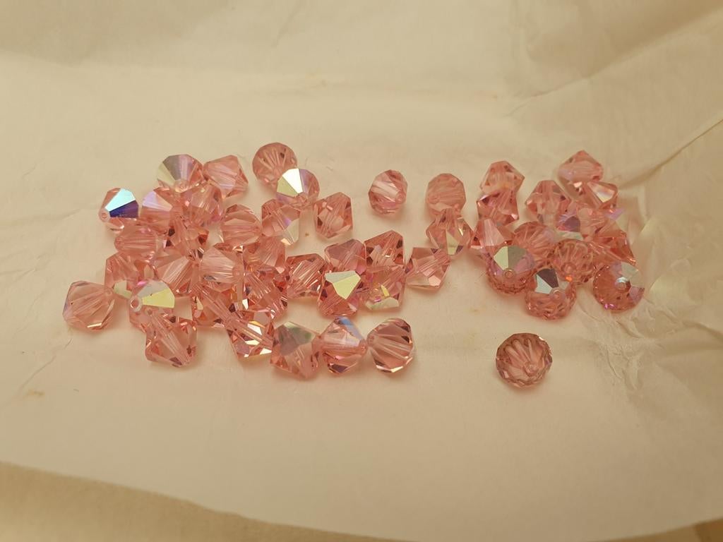 Rose Aurore Boréale en cristal vintage 9 mm art.364, Enlèvement ou Envoi, Comme neuf