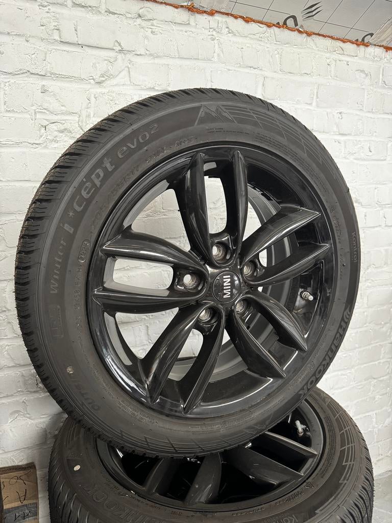 Winterset MINI Countryman (R60), Auto-onderdelen, Banden en Velgen, Ophalen, Winterbanden, Band(en)