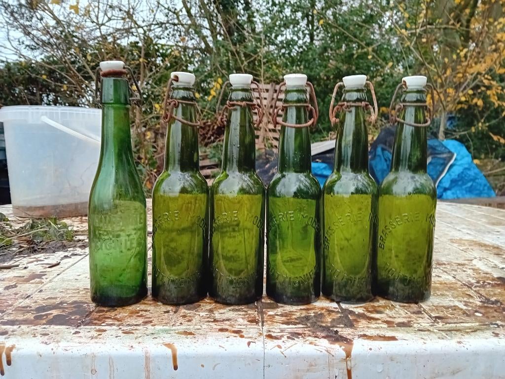 Anciennes bouteilles de bière vintage de la brasserie Modern, Enlèvement ou Envoi