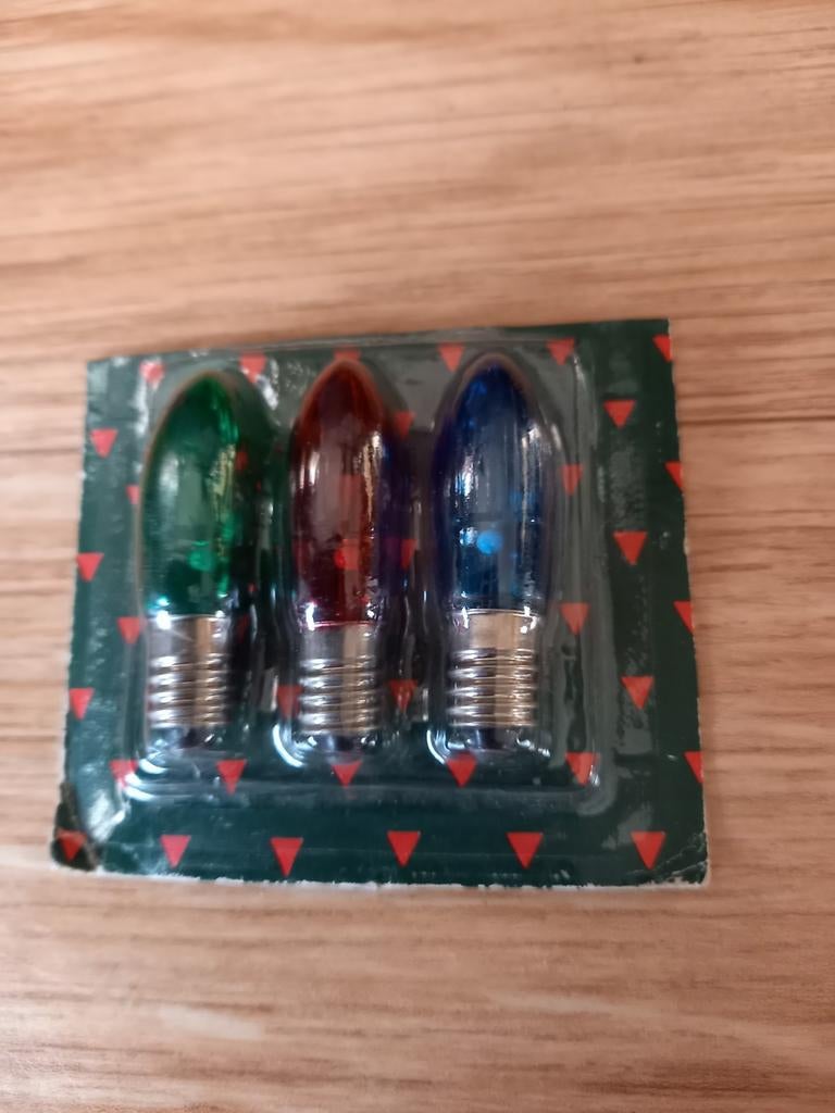 3 NIEUWE KERSTLAMPJES> E 10, Ophalen of Verzenden
