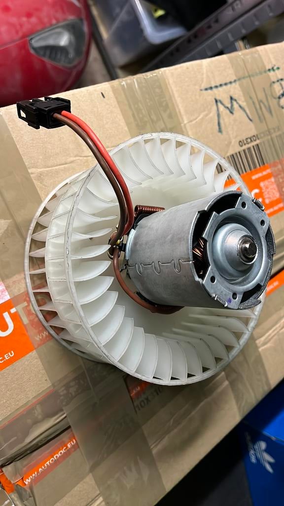 BMW E36 verwarmingsventilator, Ophalen, BMW